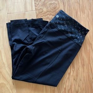 Lululemon Cropped Yoga Pant